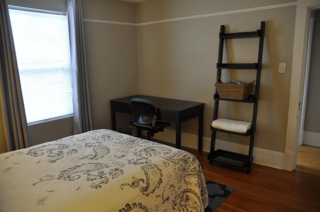 Moncton Suites - Apartments Across Georges Dumont エクステリア 写真