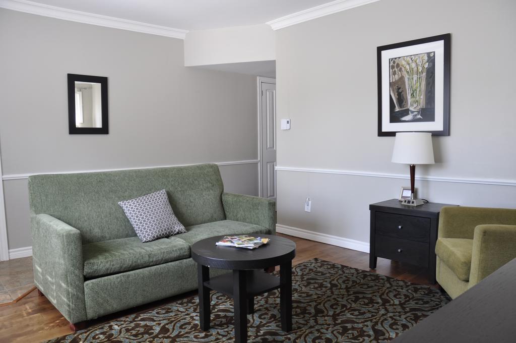 Moncton Suites - Apartments Across Georges Dumont エクステリア 写真
