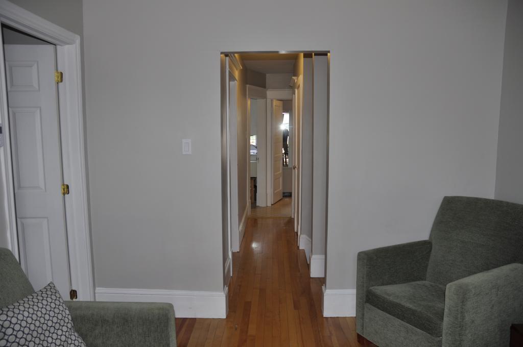 Moncton Suites - Apartments Across Georges Dumont エクステリア 写真
