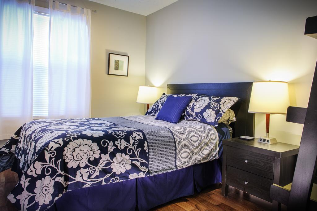 Moncton Suites - Apartments Across Georges Dumont エクステリア 写真